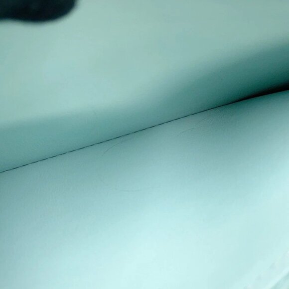 LOUIS VUITTON LV vertical wallet Taurillon Leather Galet - Picture 10 of 16